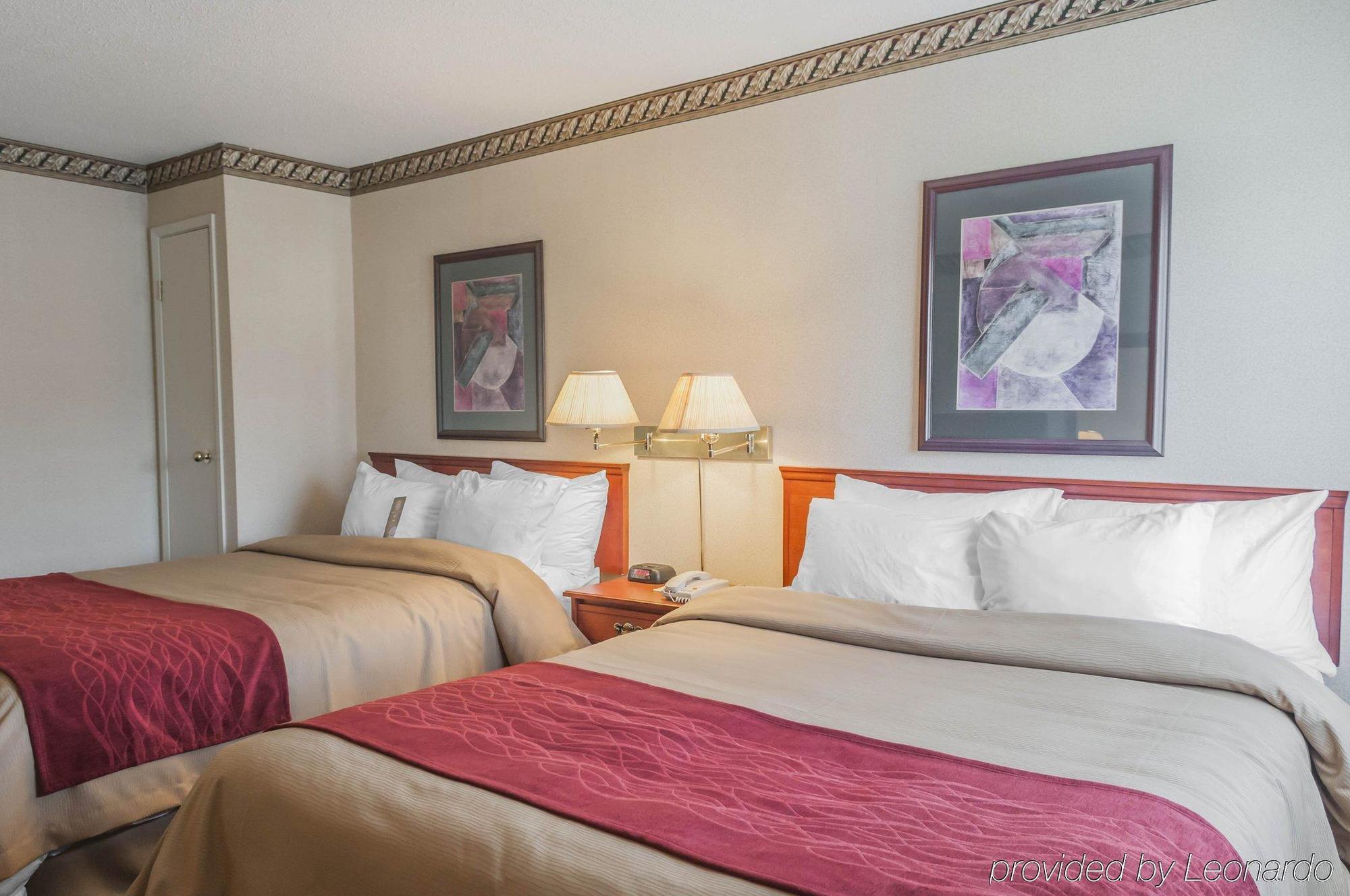 Comfort Inn Meadowvale ميسيسوجا المظهر الخارجي الصورة