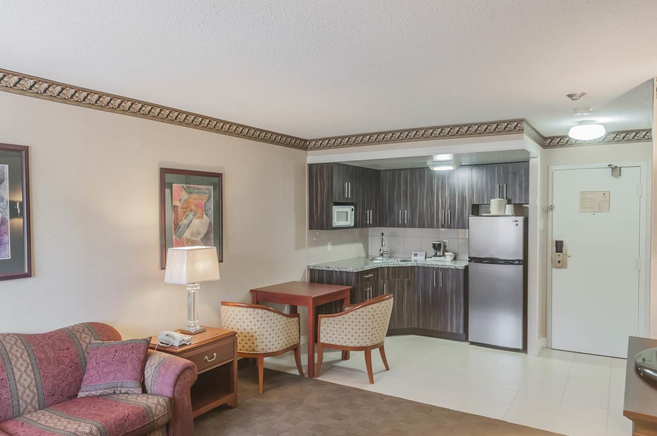 Comfort Inn Meadowvale ميسيسوجا المظهر الخارجي الصورة