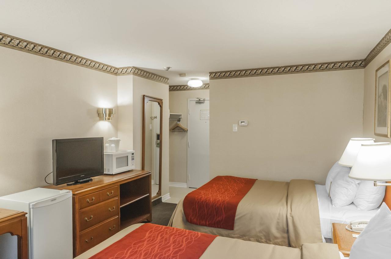 Comfort Inn Meadowvale ميسيسوجا المظهر الخارجي الصورة